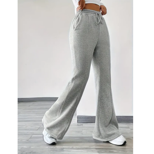 Bella | Women's Flared Sweatpants | Regular